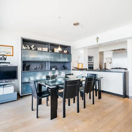 Apartment In For 7 Person